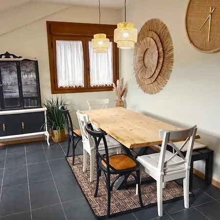 Precioso Apartamento En Celorio, Llanes, Javier Bardon Treceno Alquila